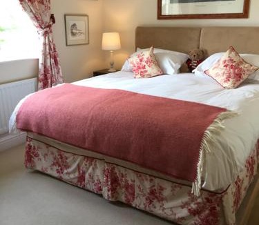 Thakeham Bed & Breakfast | Tirol House