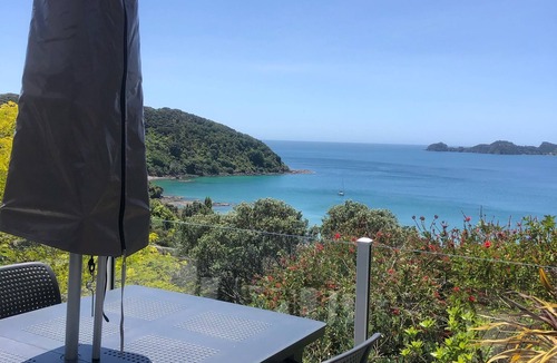 Russell House | Tiromoana - An ideal base with unsurpassed views