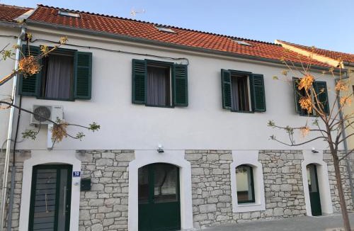 Tijesno Apartment | Tisno Central Apartments