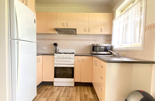 Oberon Hotel | Titania Motel