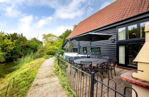 Wattisham House | Tithe Barn at Wattisham Hall