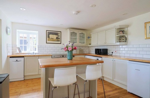 Littlebredy Cottage | TITHE BARN COTTAGE, pet friendly, with open fire in Burton Bradstock