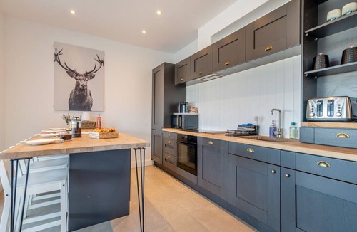 Hoylandswaine House | Tithe Barn - Four Bedroom House, Sleeps 8