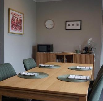 Leamington Bed & Breakfast | Titoki House - Bed and Breakfast