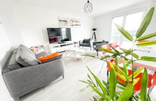 Champs-sur-Marne Apartment | Tiya-Gare Champs sur Marne-Parking Gratuit