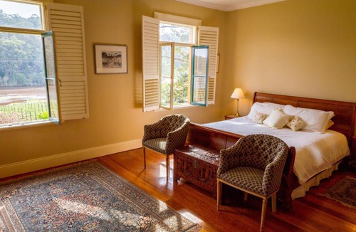 Ebenezer Bed & Breakfast | Tizzana Winery Bed and Breakfast
