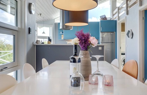 Sandkaas House | "Tjelle" - 300m from the sea by Interhome