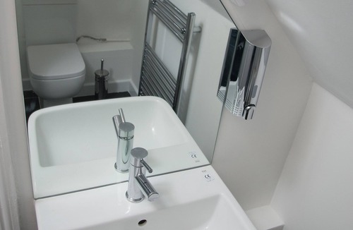 Cray Valley East Hotel | Tlk Apartments And Hotel