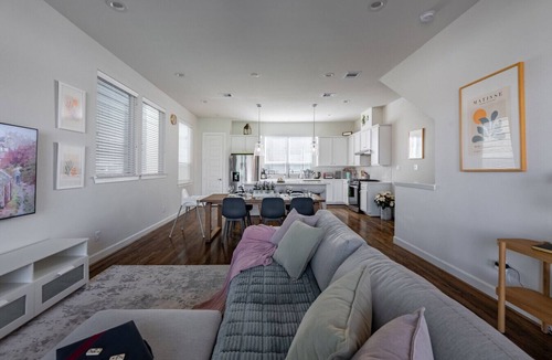 Astrodome Villa | TMC 3-Story Townhome FREE EV Charge