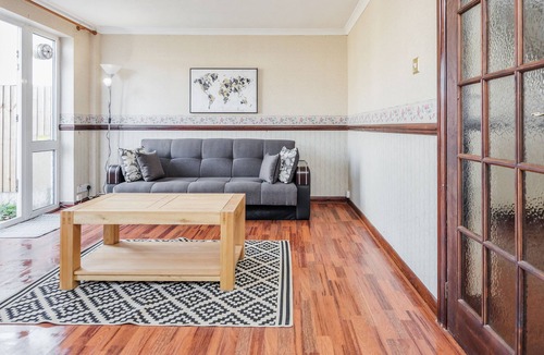 Tilbury House | TMS Spacious 3-Bed House! Tilbury! Free parking!