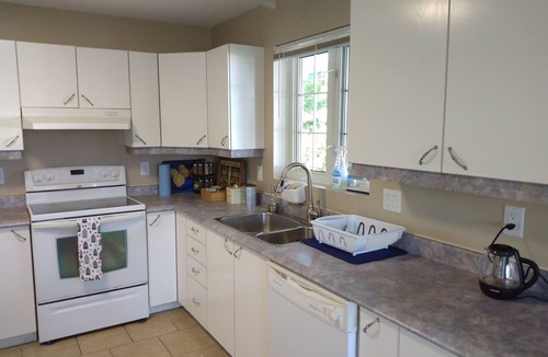 Downtown Gatineau House | tnAttractive house perfectly located at crossing river, 10 min to Ottawa!