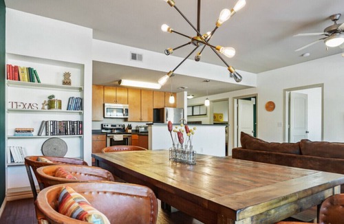 North Loop Apartment | TNC Combined (205+206)