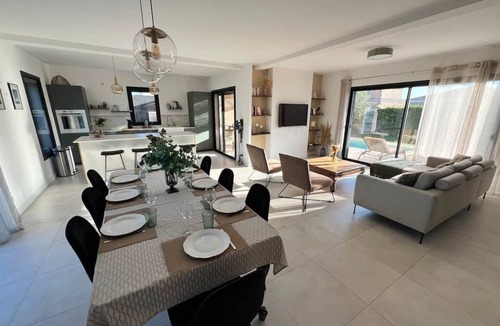 Bellegarde Villa | To complete