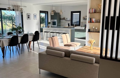 Bellegarde Villa | To complete