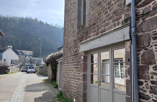 Jugon-les-Lacs-Commune-Nouvelle House | To complete