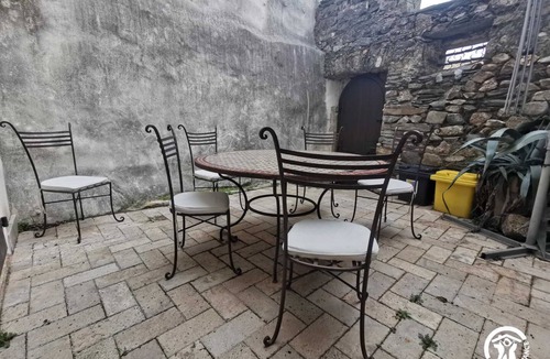 Cabrerolles House | To peaceful pleasures