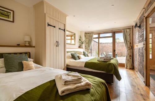 Hope Bowdler House | Toad Hall