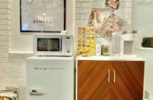 Athens Apartment | Toadhaus Modern Studio Suite in Athens GA Residential UGA artsy