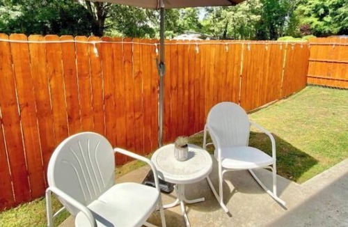 Athens Apartment | Toadhaus Modern Studio Suite in Athens GA Residential UGA artsy