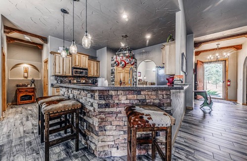 Ruidoso Cabin | Toasted Marshmallows | Luxury Cabin in Ruidoso w/Hot Tub & Game Room