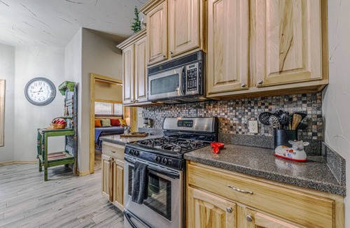 Ruidoso Cabin | Toasted Marshmallows | Luxury Cabin in Ruidoso w/Hot Tub & Game Room
