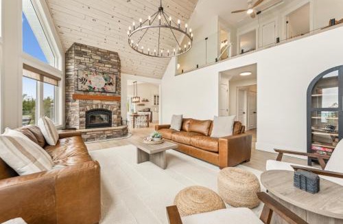 Tobermory House | Tobermory Waterfront SAUNA EV 4-Season