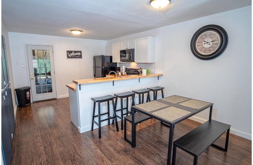 Midtown Apartment | Tobin Hill 2-2 Apt 5minDT 2min Pearl and St Marys