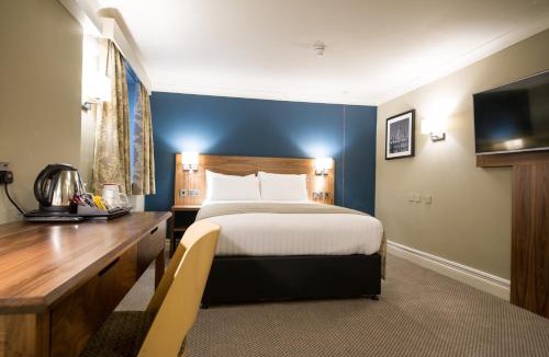 London Borough of Bromley Hotel | Toby Carvery Beckenham by Innkeeper's Collection