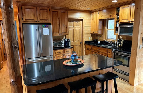 Mineral Bluff House | Toccoa Riverfront Retreat - Cabin on private Toccoa river shoreline