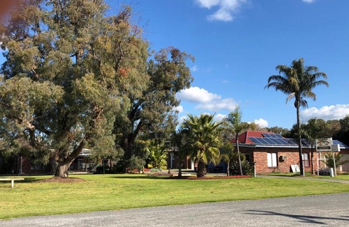 Tocumwal Hotel | Tocumwal All Seasons