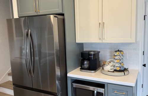 Surfside Beach House | “Toes in the Water” beachfront house 4bed/3bath sleeps 12 on pedestrian beach