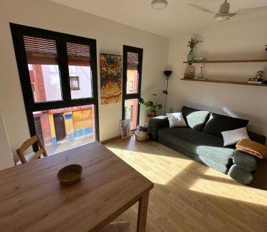 Guardiola de Bergueda Apartment | Tofona House