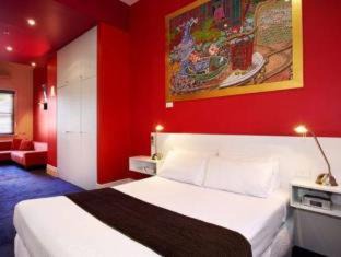 St Kilda Hotel | Tolarno Hotel