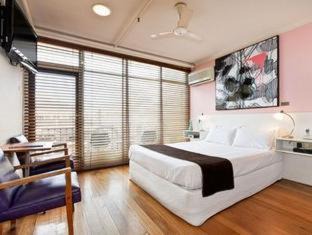 St Kilda Hotel | Tolarno Hotel