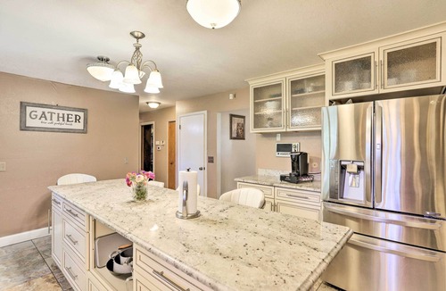 Toledo House | Toledo Home w/Direct Golf Course Access!