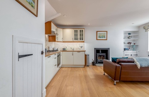 St Monans Ski Chalet | Tollbooth Townhouse | St Monans