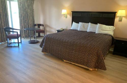 South Beloit Hotel | Tollway Inn Beloit