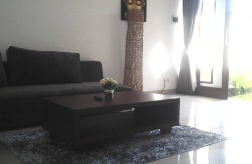 Senggigi Bed & Breakfast | Tom and Jerry Villa Lombok