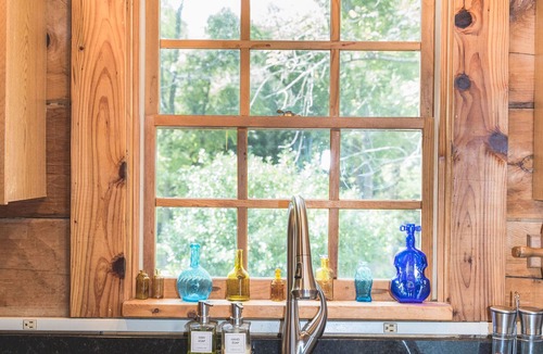 Natural Bridge Cabin | Tom's Cabin at Poague Run