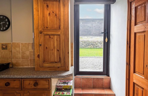 Over Haddon Cottage | Tom Wragg Suite - UK40248