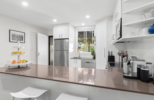 Mossy Point House | Tomaga Tides - Riverfront location