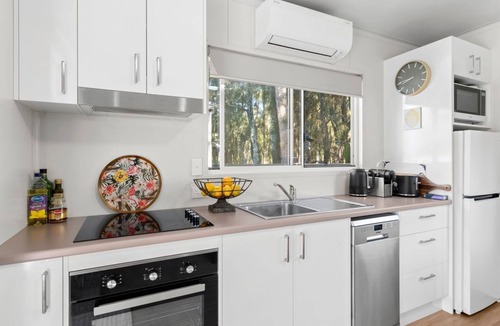 Mossy Point House | Tomaga Tides - Riverfront location