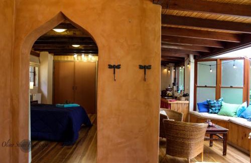 Mount Tomah Bed & Breakfast | Tomah Retreat - Studio BREATHE with fireplace