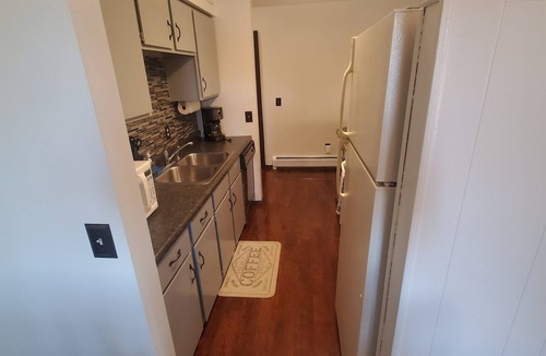 Sioux Falls Apartment | Tomar Park Apt 1 - KP101APT1