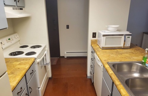 Sioux Falls Apartment | Tomar Park Apt 4 - KP101APT4