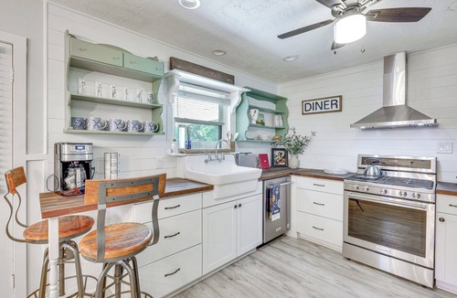 Tomball House | Tomball Home w/Game Room: Walk to Main Street!