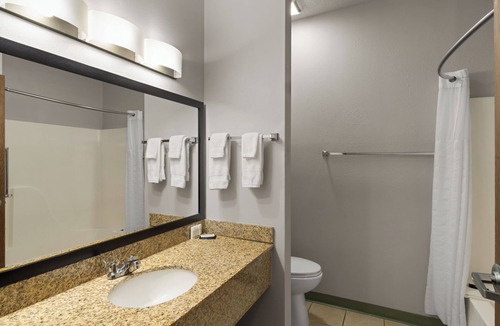 Tombstone Hotel | Tombstone Grand Hotel, a Baymont by Wyndham