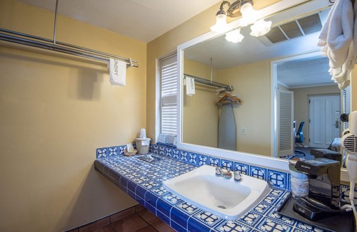 Tombstone Hotel | Tombstone Lookout Lodge, SureStay Collection by Best Western