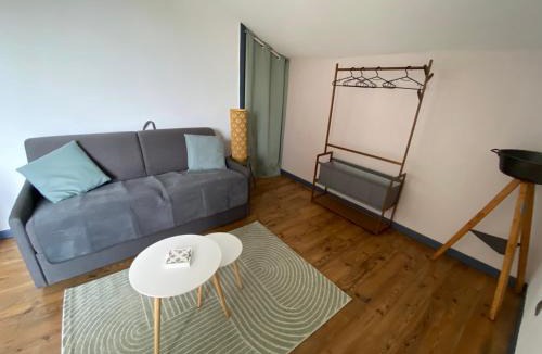 Tartas Apartment | Tomeline