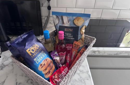 Droylsden House | Tomelle Manchester